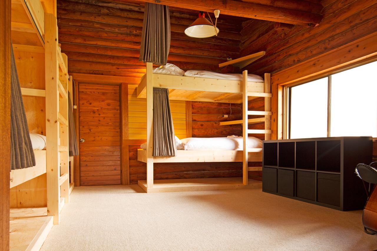 Niseko Backcountry Lodge Экстерьер фото
